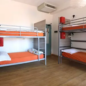 https://jammin-rimini-party-hostel.riccione-hotels.org